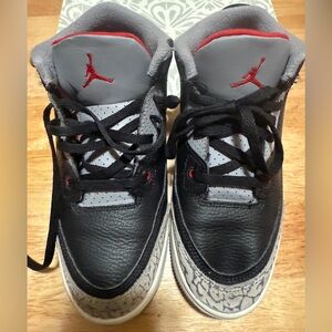 Jordan black cement 3’s